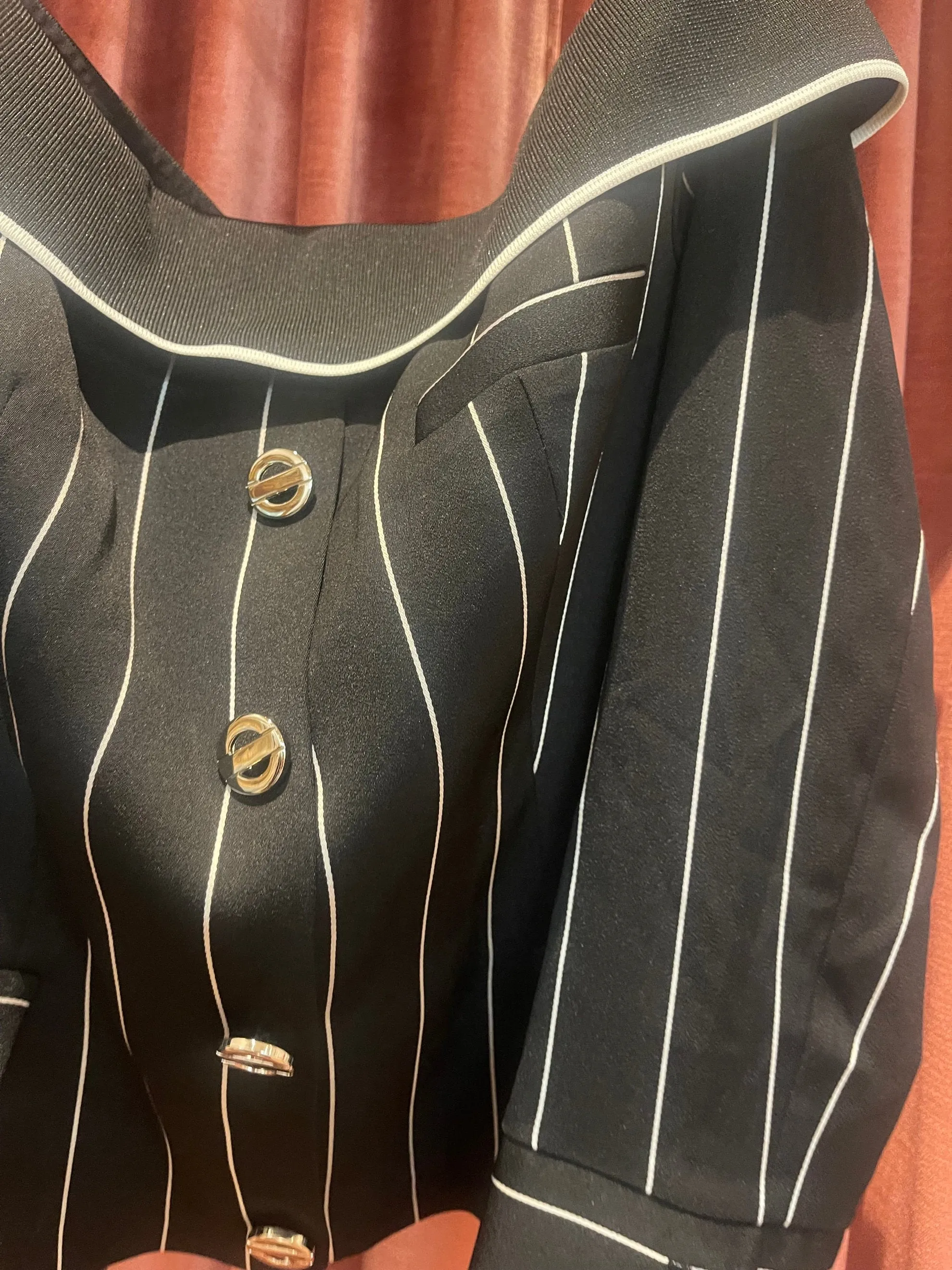 Baisi Bardot Black and White Top