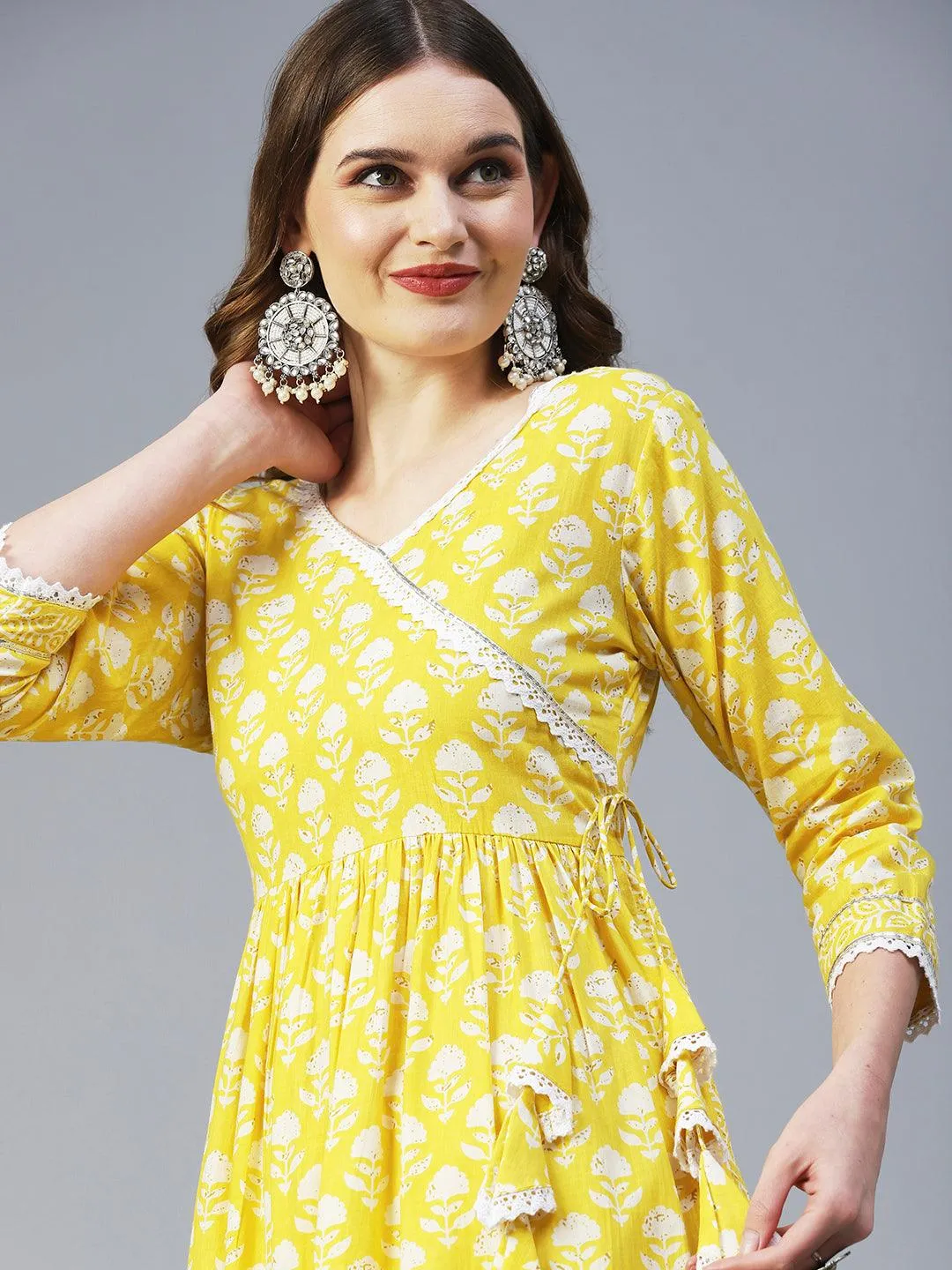 Floral Printed High Slit Kurta With Pants & Dupatta - Yellow
