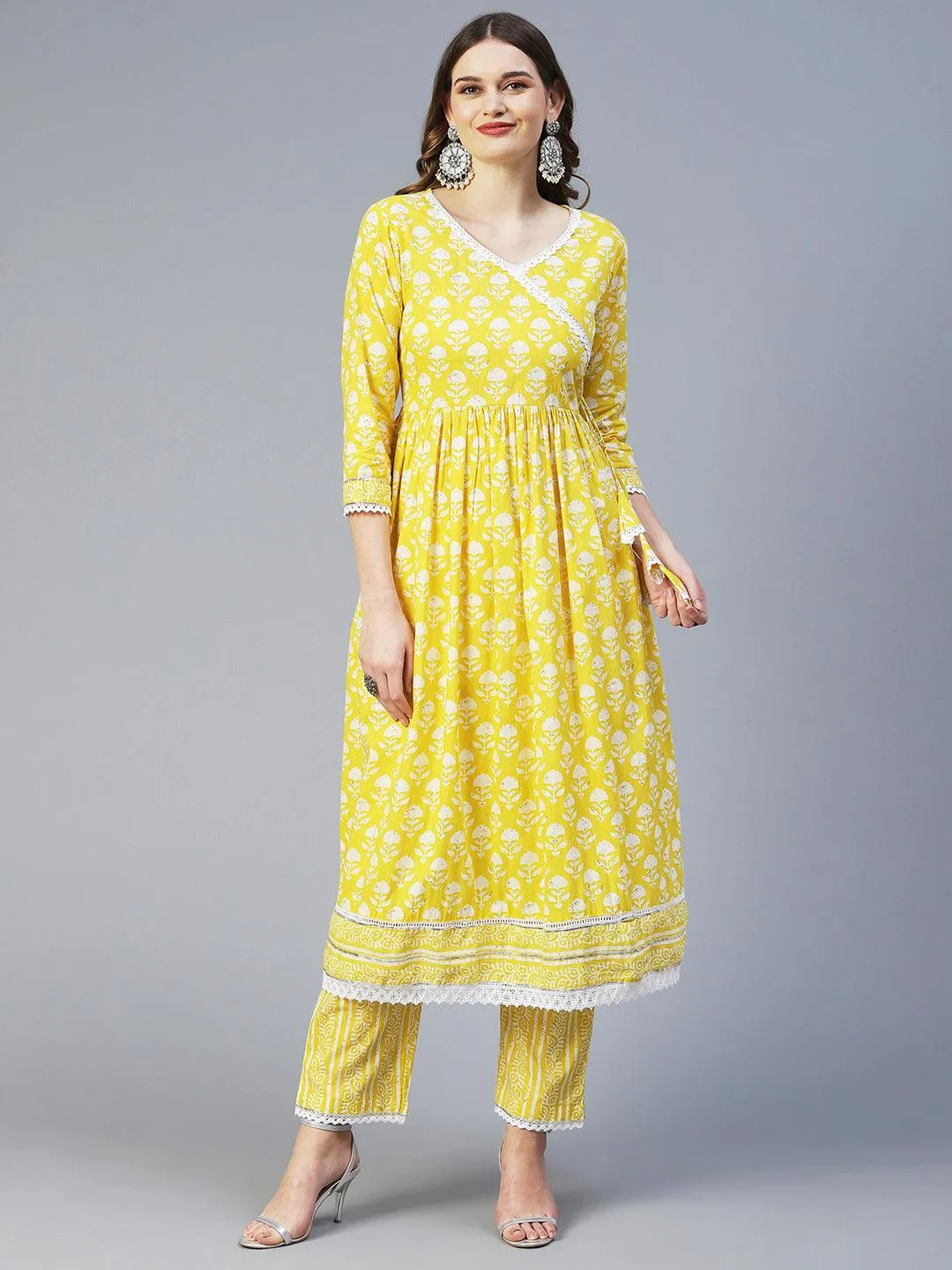 Floral Printed High Slit Kurta With Pants & Dupatta - Yellow