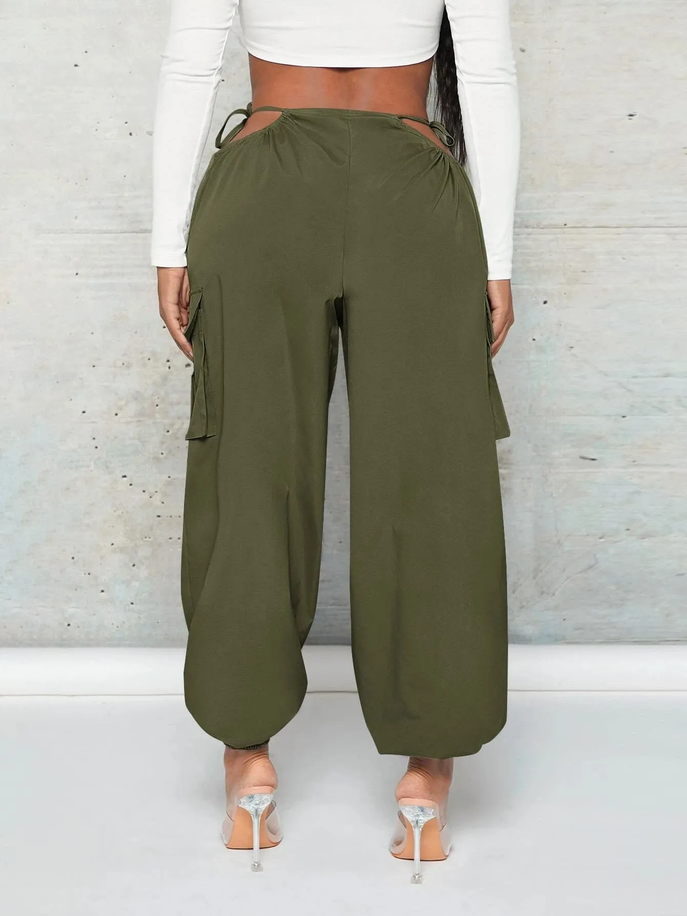 Knot Flap Regular Fit Pocket Cargo Pant