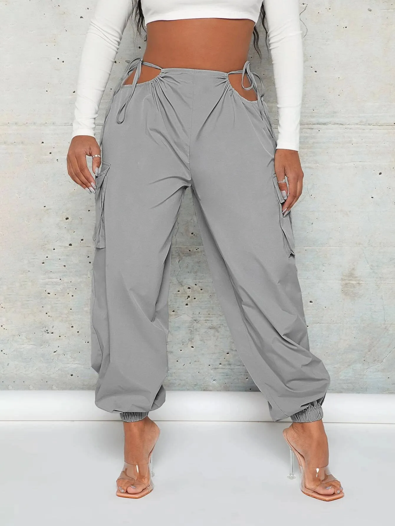 Knot Flap Regular Fit Pocket Cargo Pant