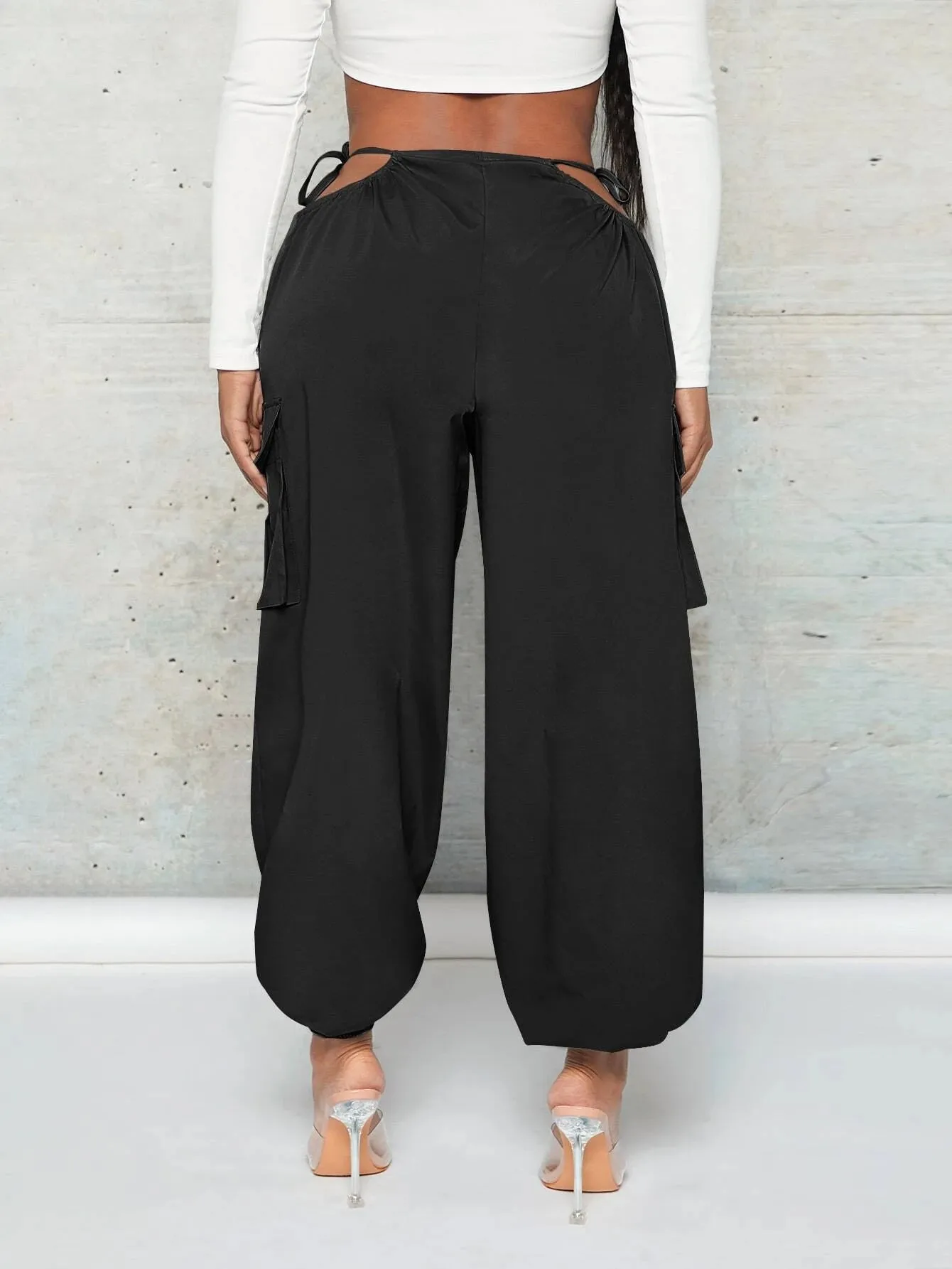 Knot Flap Regular Fit Pocket Cargo Pant